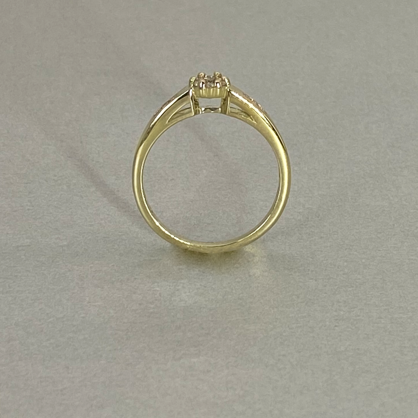 9ct Yellow Gold Channel and Centre Diamond Ring