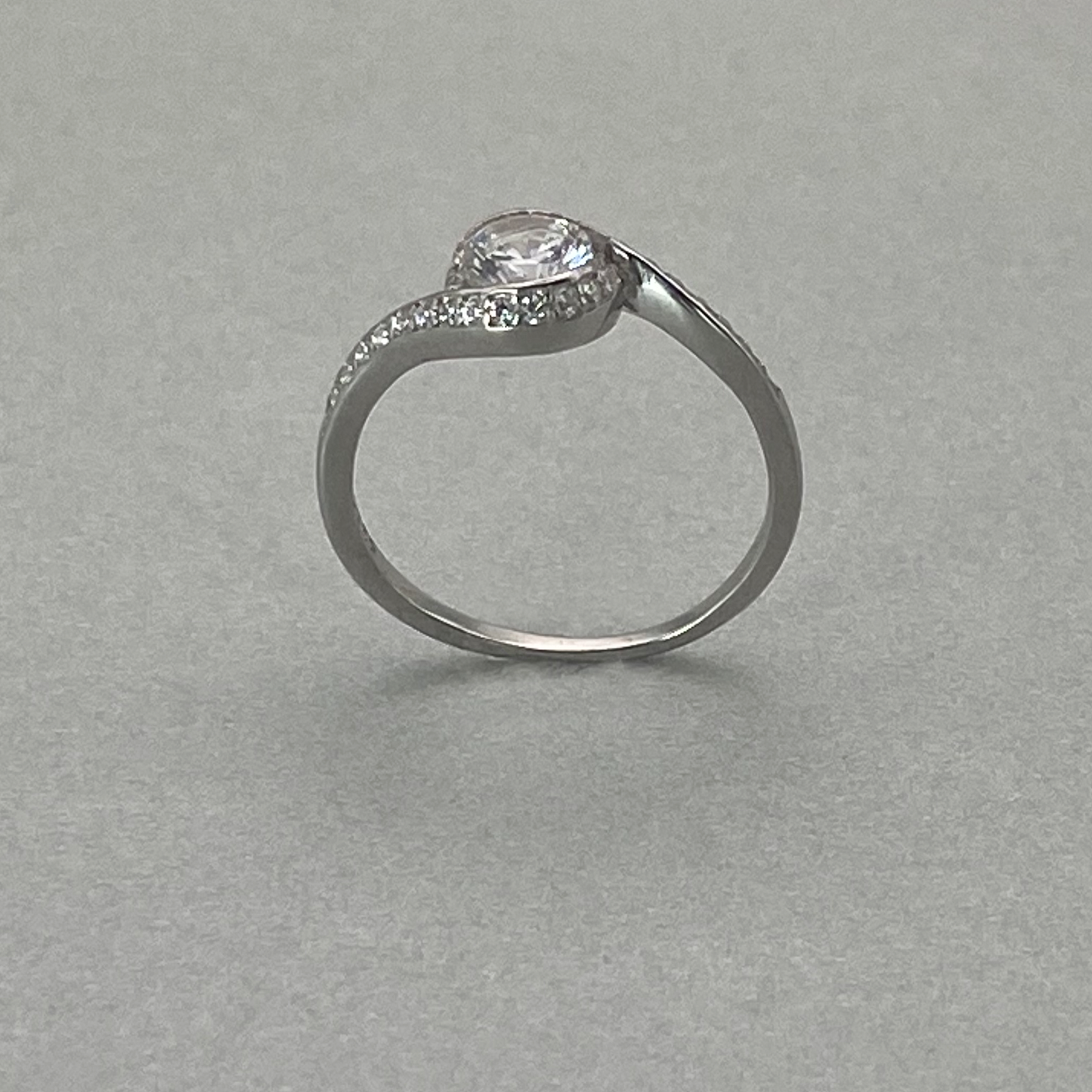 Silver CZ Twist shape Ring