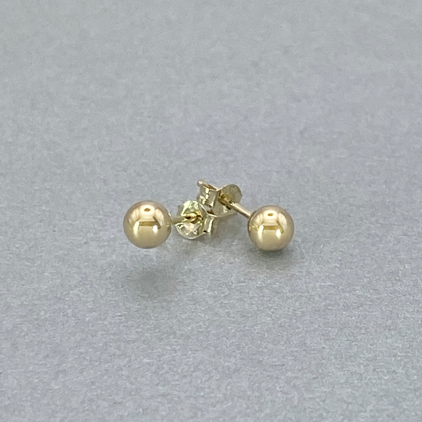 9ct Yellow Gold 4mm Full Ball Studs