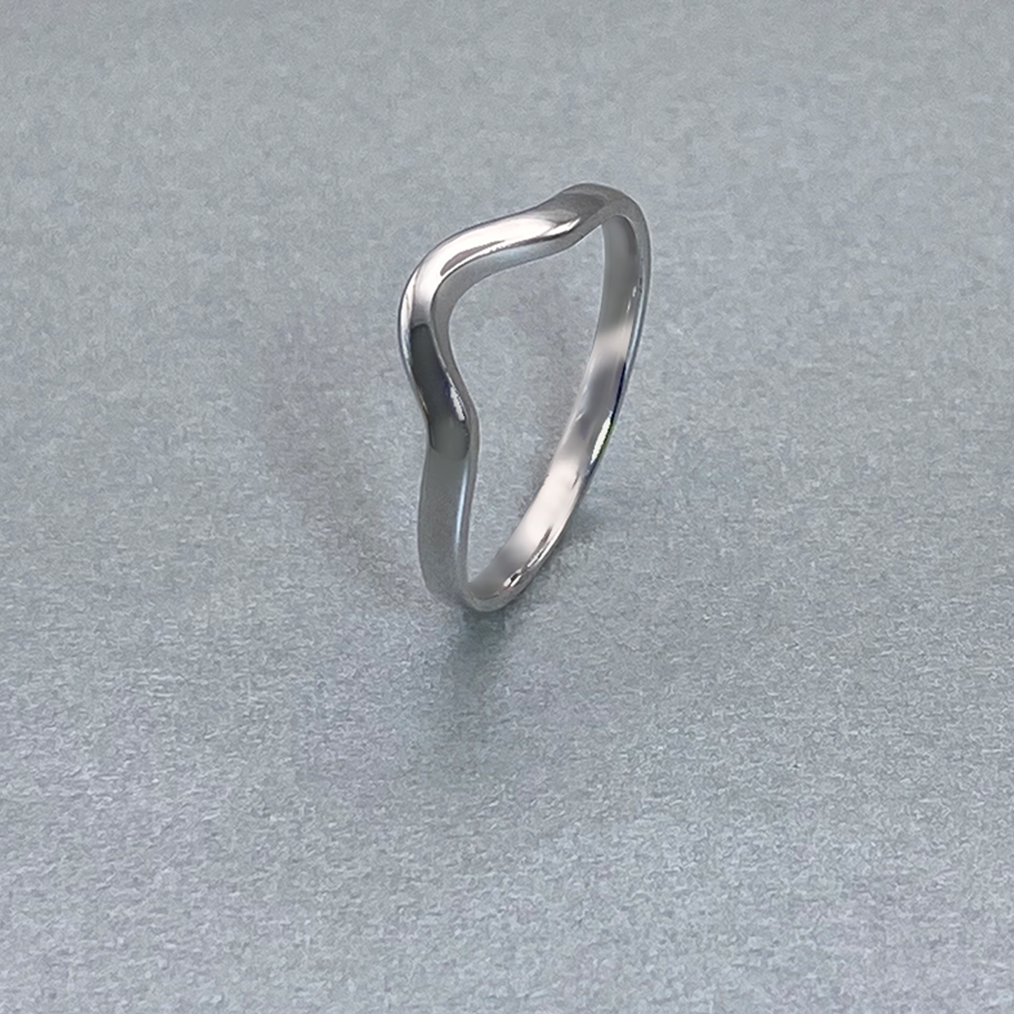 9ct White Gold Broad Curve Plain Side Band