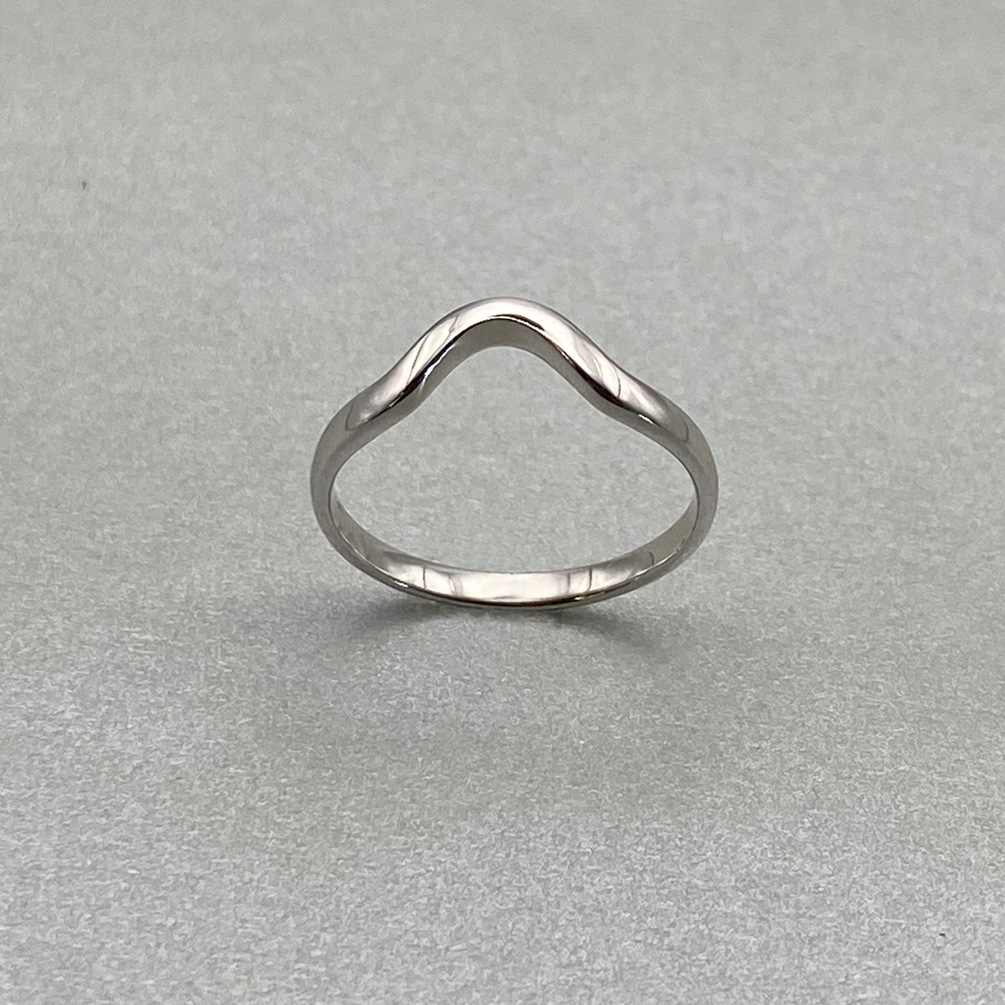 9ct White Gold Broad Curve Plain Side Band
