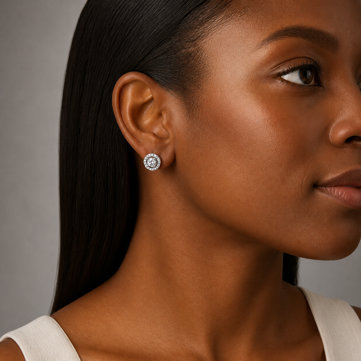 9ct White Gold Round Halo CZ Stud Earrings