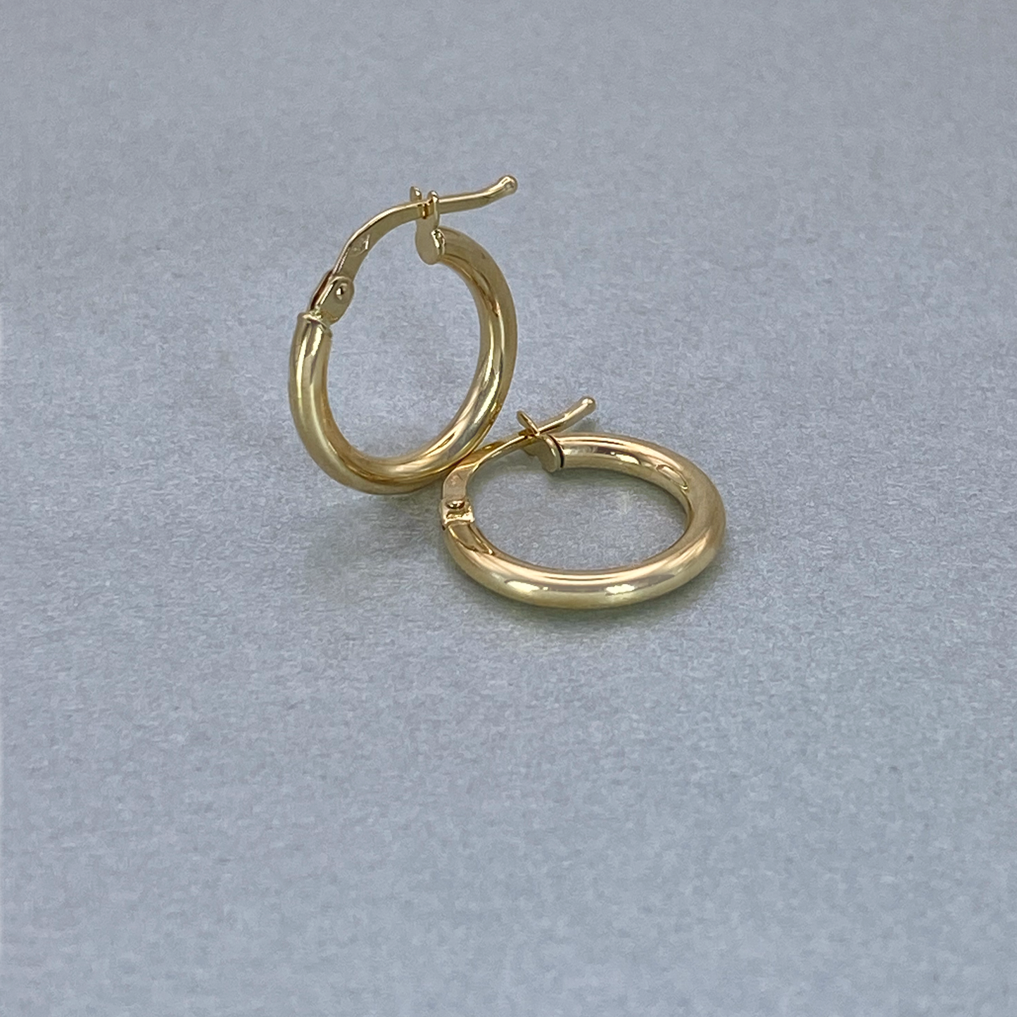 9ct Yellow Gold Hoop 10mm Inner diameter Earrings