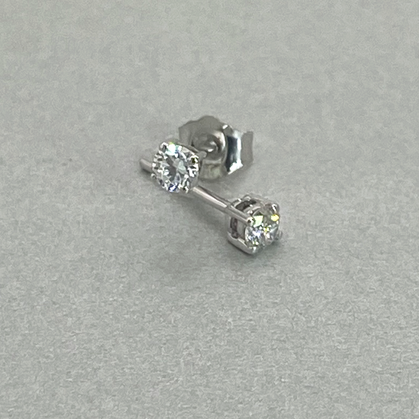 9ct White Gold Lab Grown Diamond Studs TDW = 0.25ct