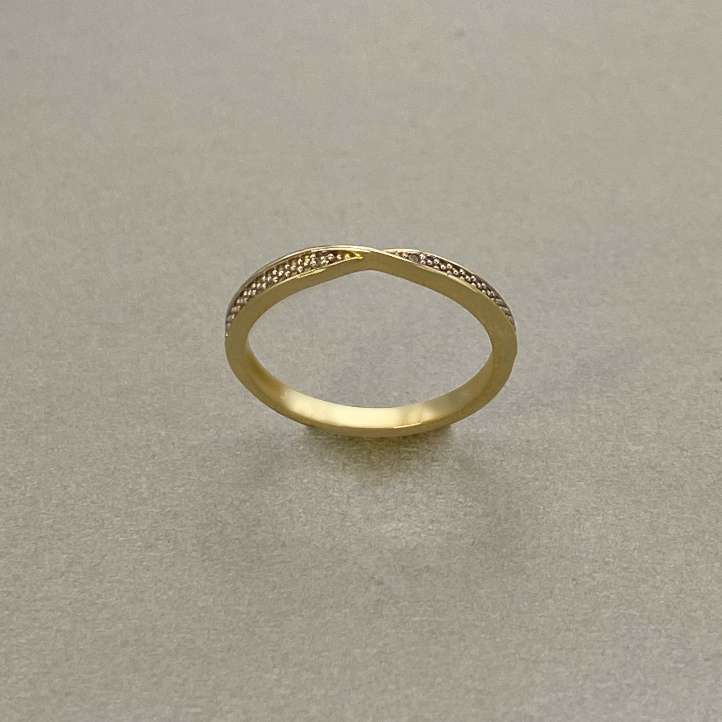 9ct Yellow Gold CZ Dress Ring