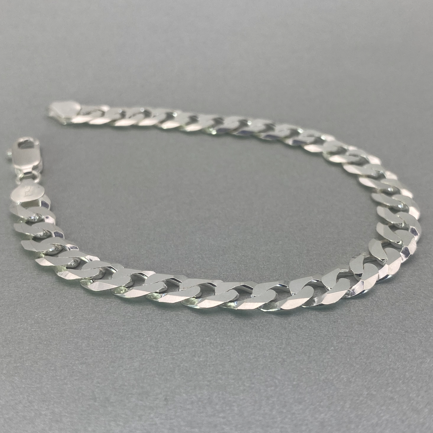 Silver 23cm Curb Link Bracelet 8mm wide