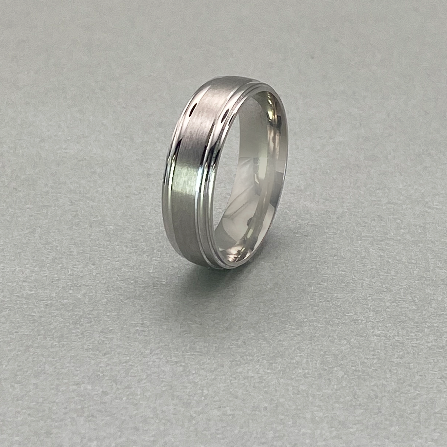 Silver Gents 6mm Half Round Band with Matt Centre Strip and Polished Grooved Edge