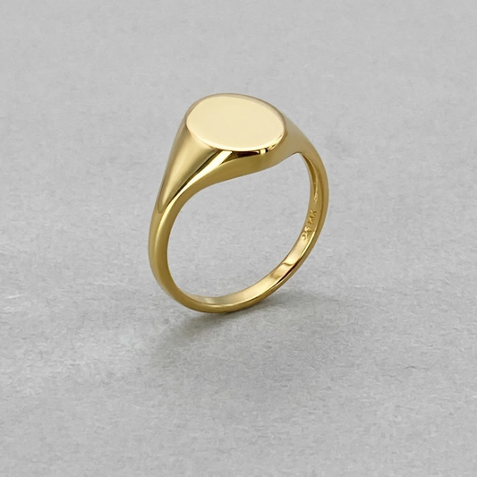 9ct Yellow Gold Small Oval Signet Ring