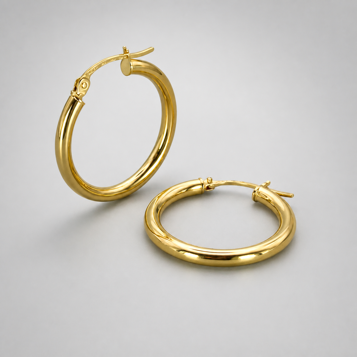 9ct Yellow Gold Hollow Italian 20mm Tube Hoop Earrings