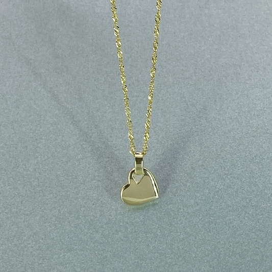 9ct Gold Very Small Heart Pendant , Including 9ct bonded chain