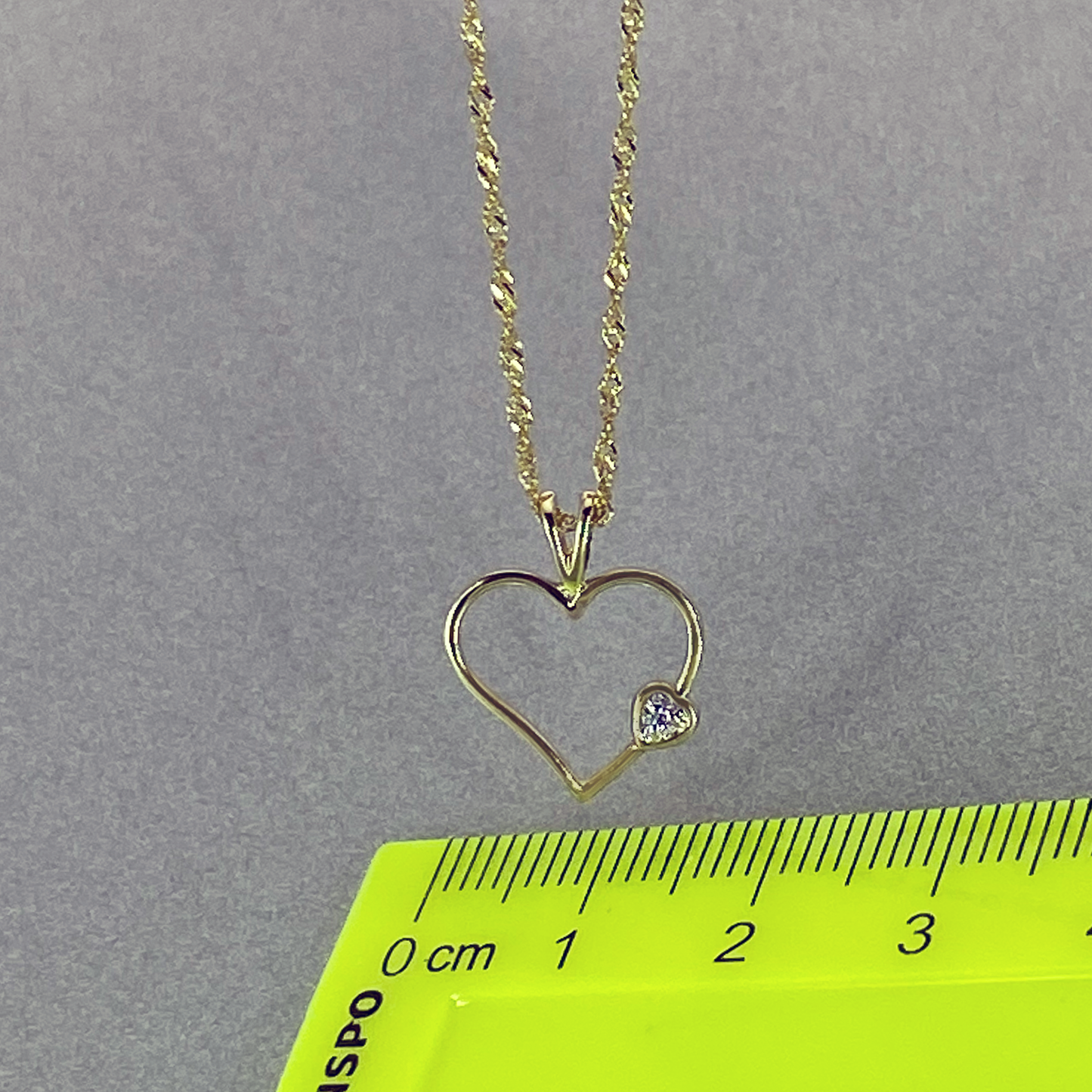 9ct Gold Medium Heart Pendant with Cubic Zirconia, Including 9ct Bonded Chain