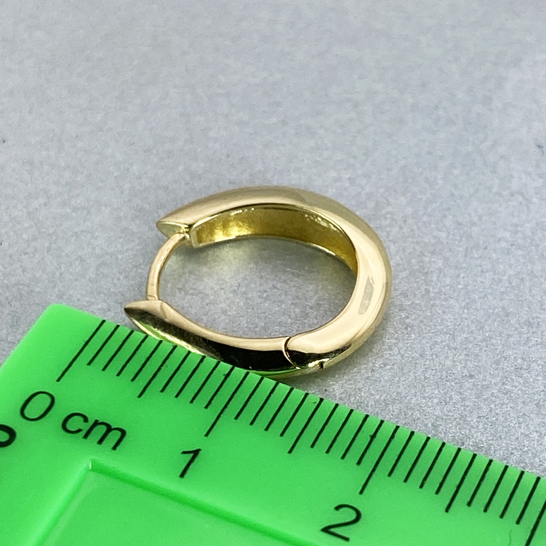 9ct Yellow Gold Hollow Italian Graduated Huggie style Earrings