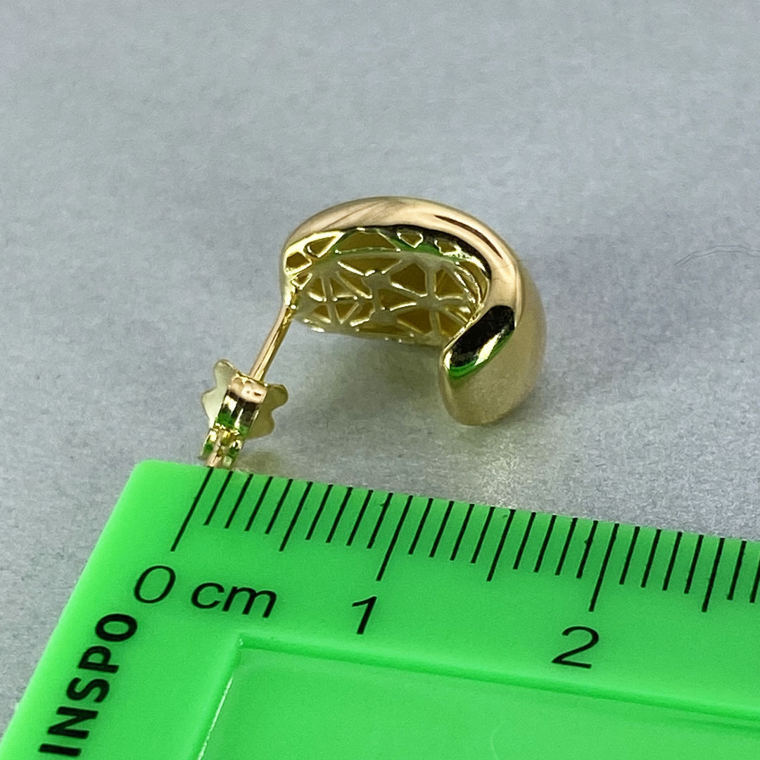 9ct Yellow Gold Hollow Italian Bent Oval Shape Stud Earrings with Lace look filligree back