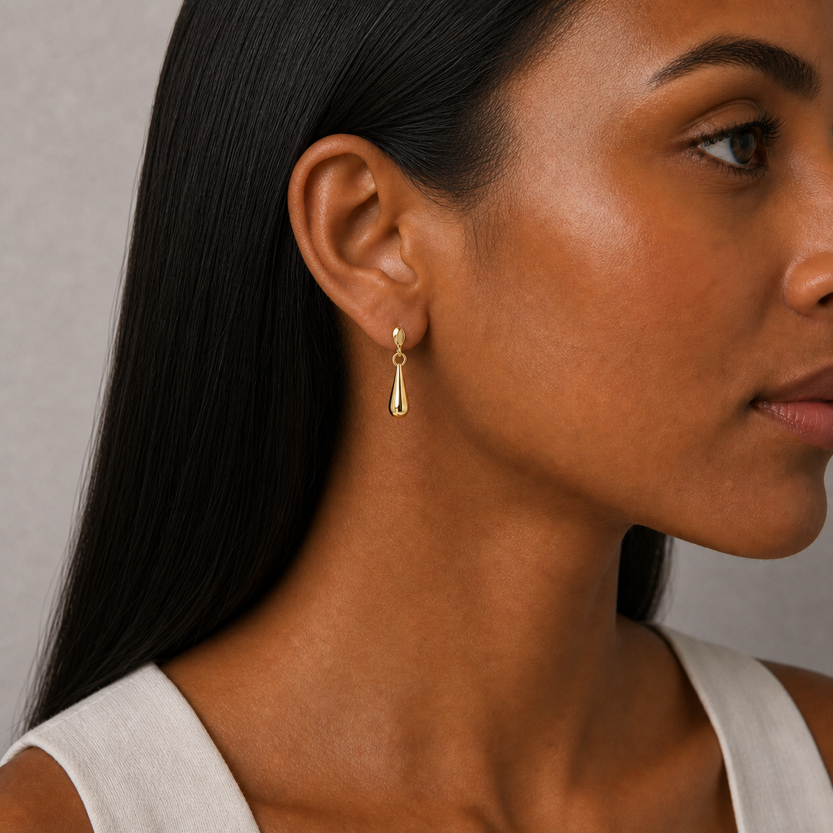 9ct Yellow Gold Hollow Italian Teardrop Drop Earrings