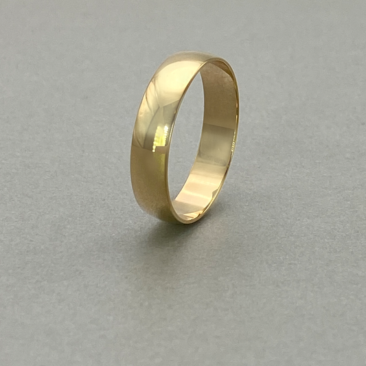 9ct Yellow Gold 5mm Comfort Fit Wedding Band Size V