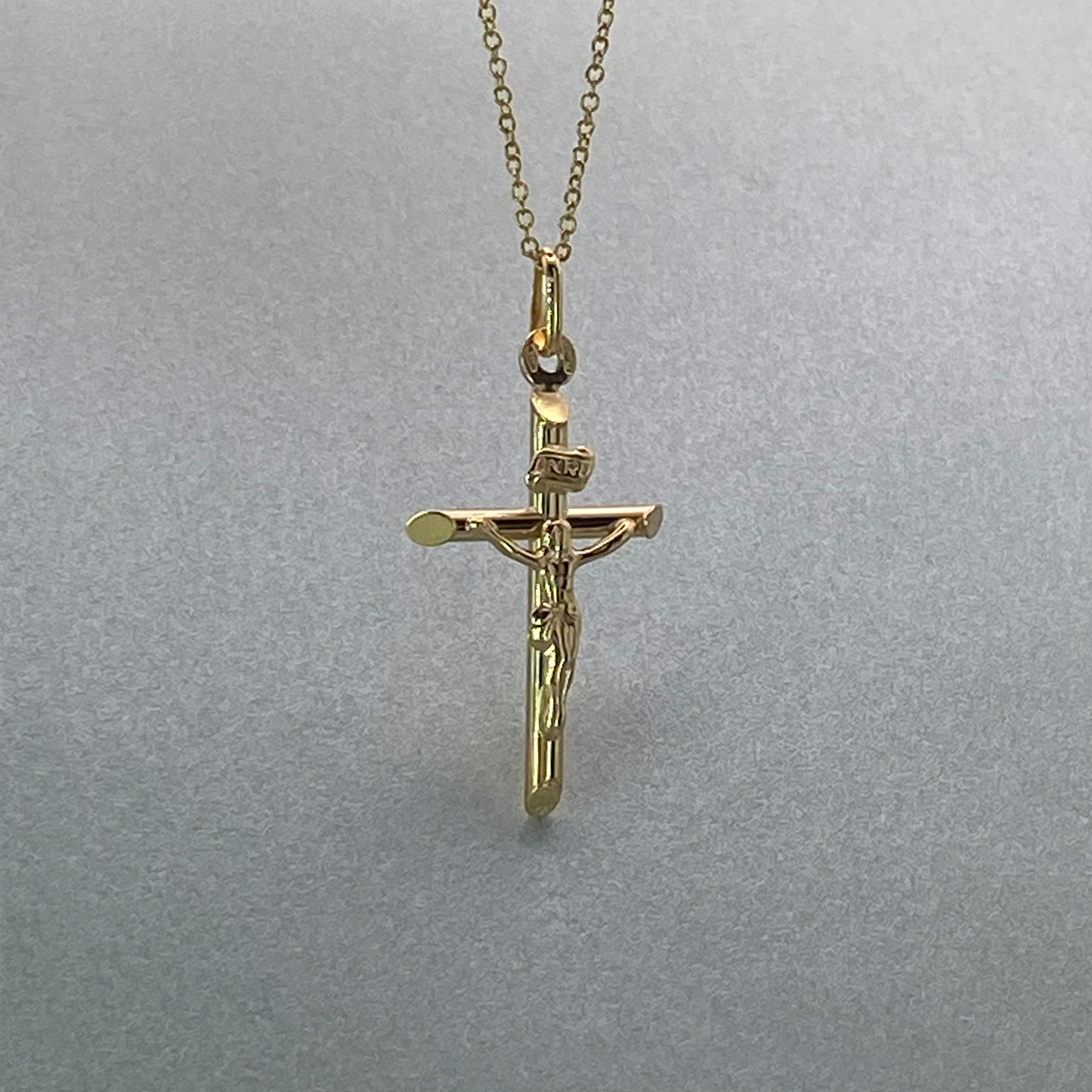 9ct Gold Crucifix Cross Pendant 29mm (26.25X17.20)