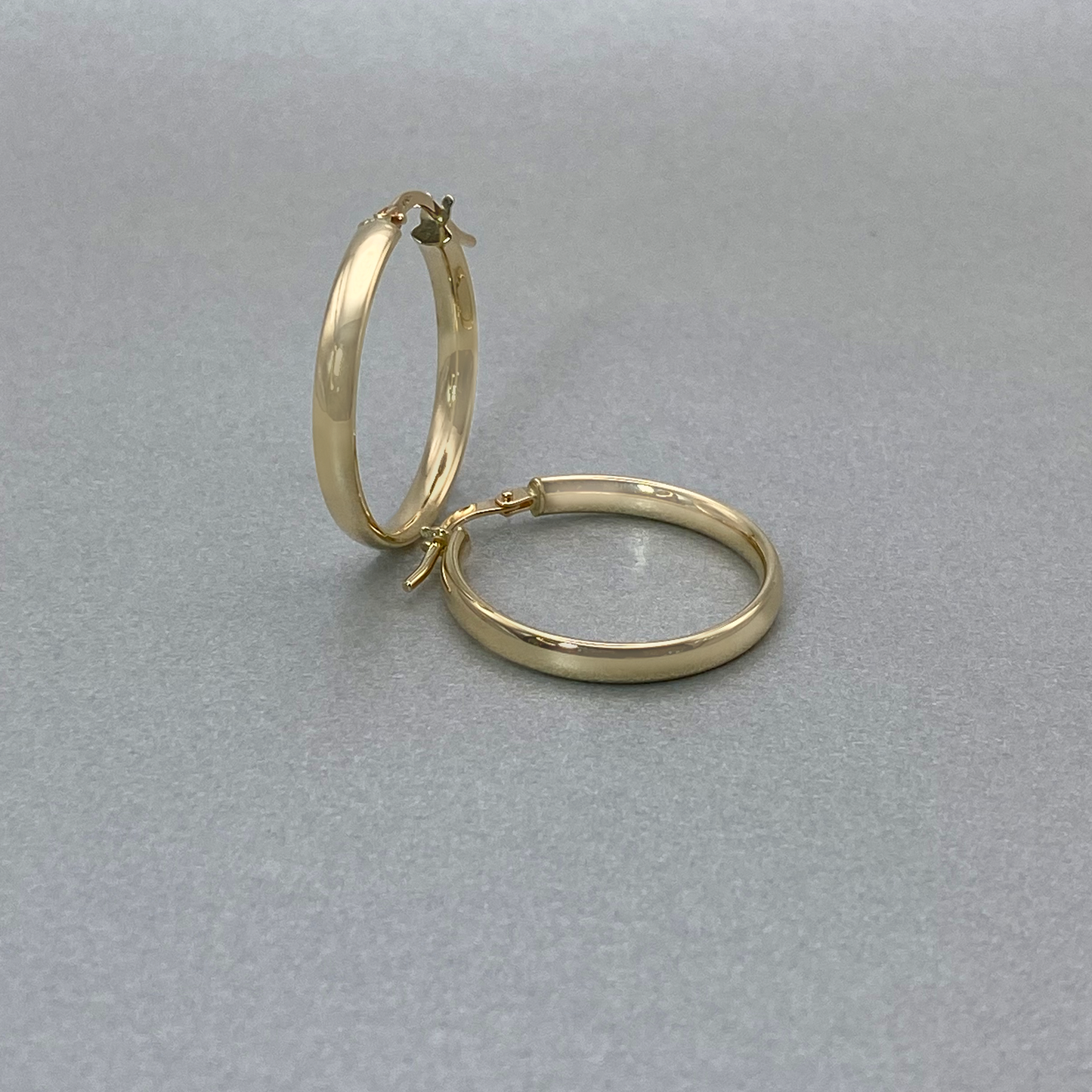 9ct Gold Round Tube 3x1.5mm 20mm Round Hoop