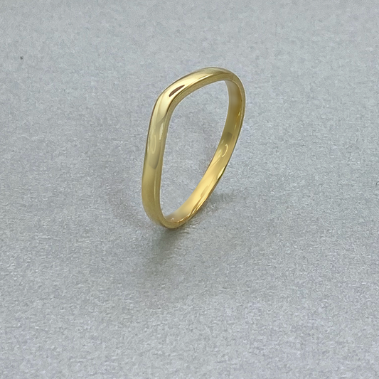 9ct Gold Plain Curved Side Band