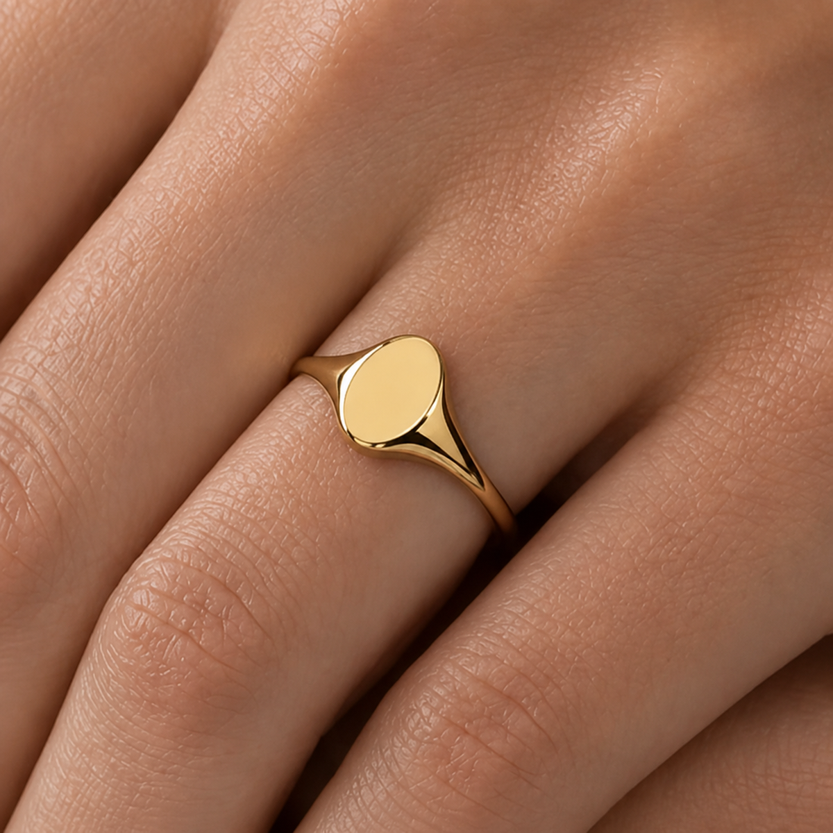 9ct Yellow Gold Small Oval Signet Ring