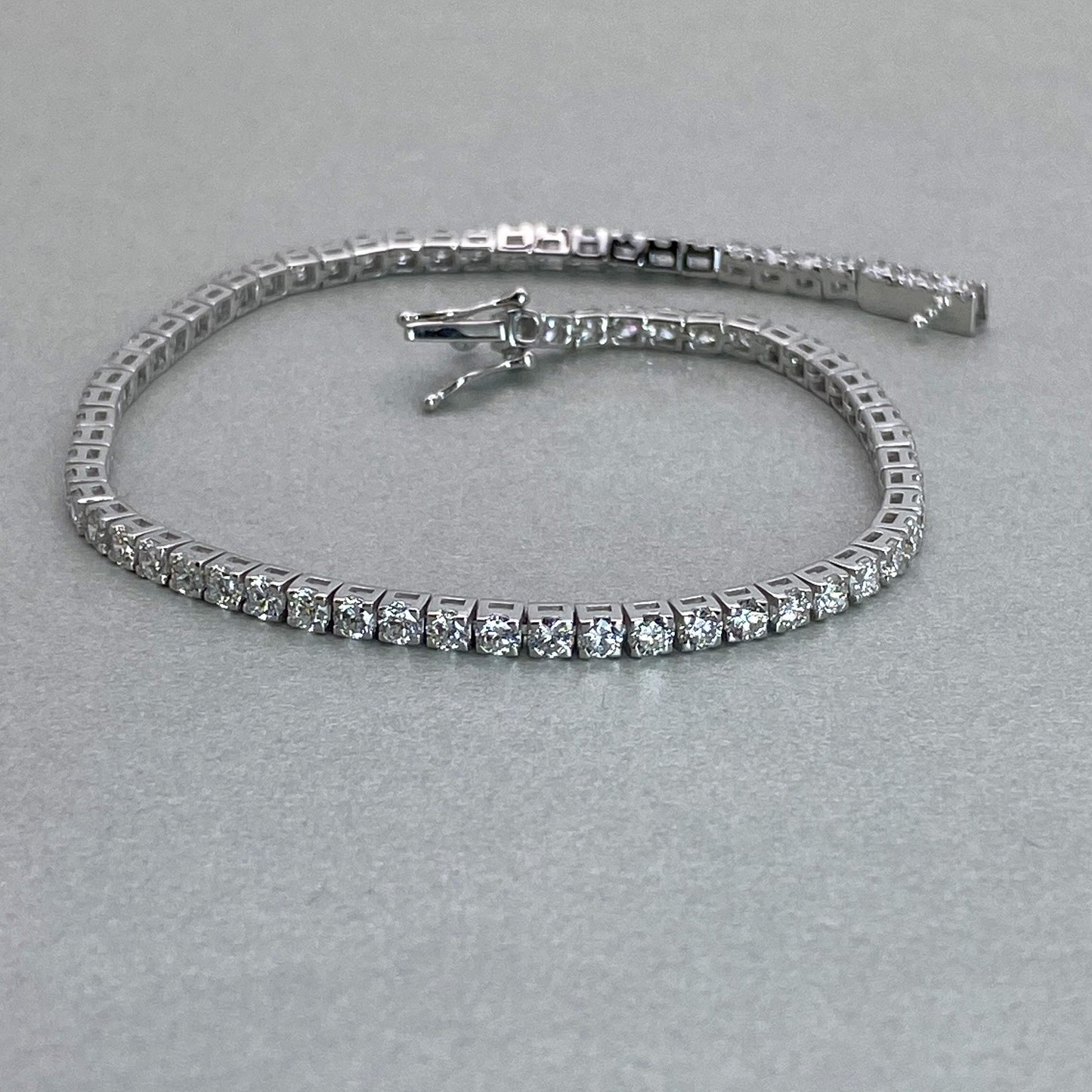9ct White Gold LAB Grown Diamond Tennis Bracelet 4.25ct