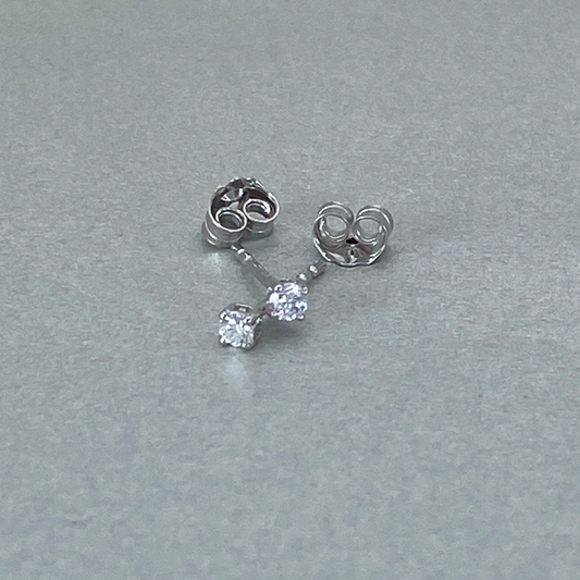 9ct White Gold LAB Grown Diamond Stud Earrings