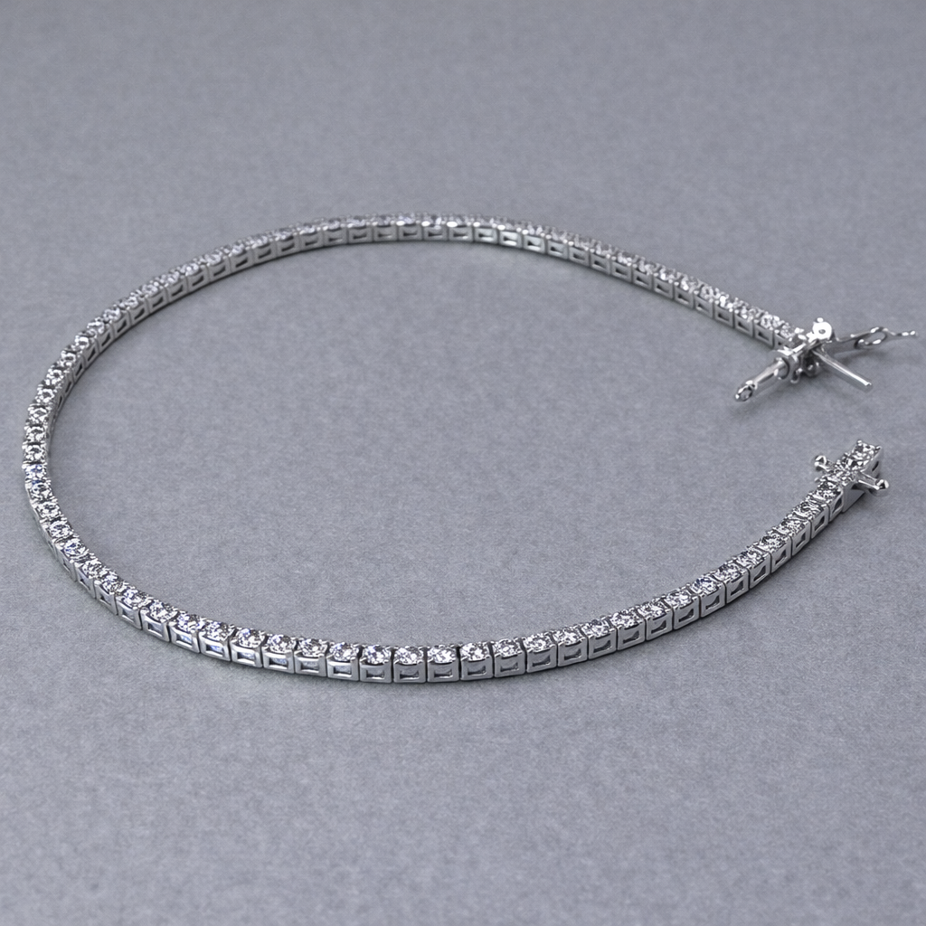 LAB Grown 9ct White Gold  3.08ct Diamond Tennis Bracelet