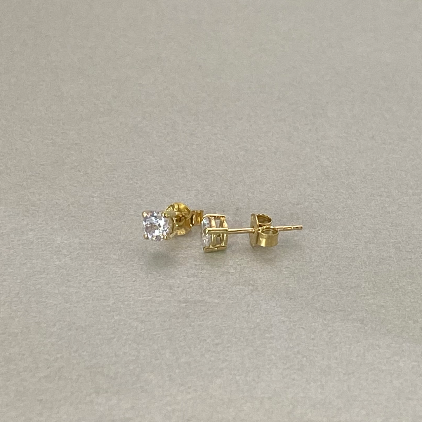 9ct Yellow Gold 4mm Cubic Zirconia Studs