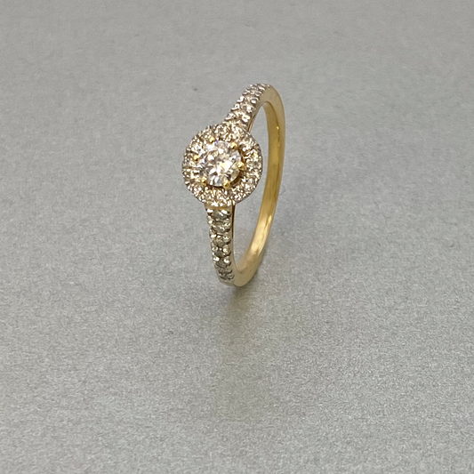 LAB Grown 18ct Yellow Gold Cluster Ring