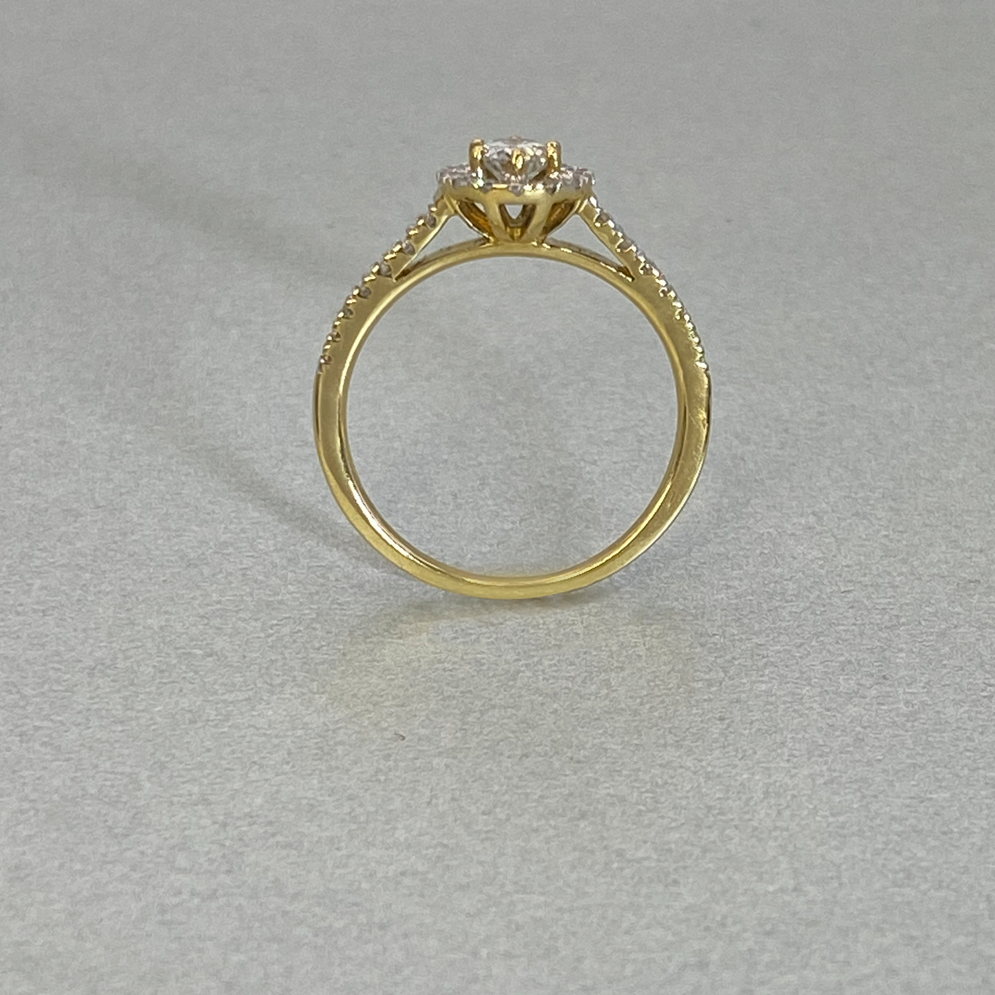 LAB Grown 18ct Yellow Gold Cluster Ring