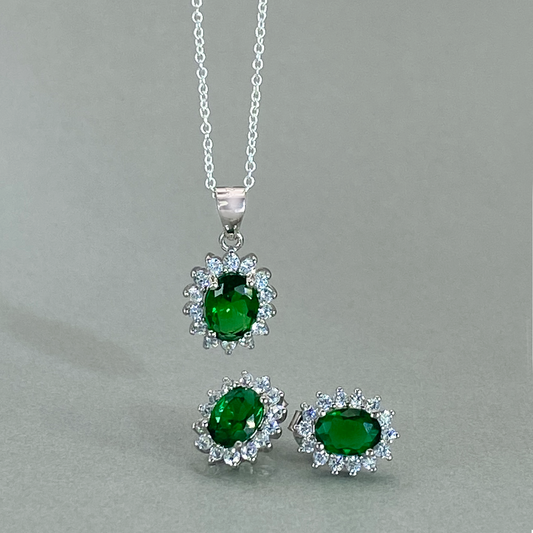 Silver CZ  Green Oval (4mm) Centre Stone Cluster Earring & Pendant set