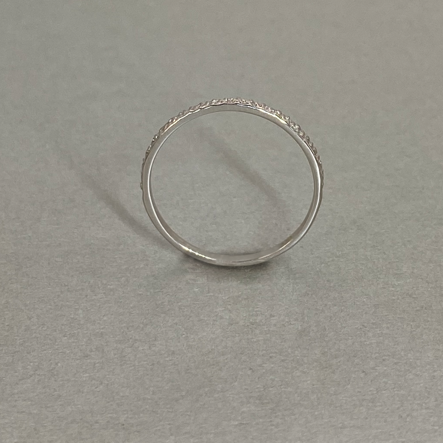 9ct White Gold Bead Ring