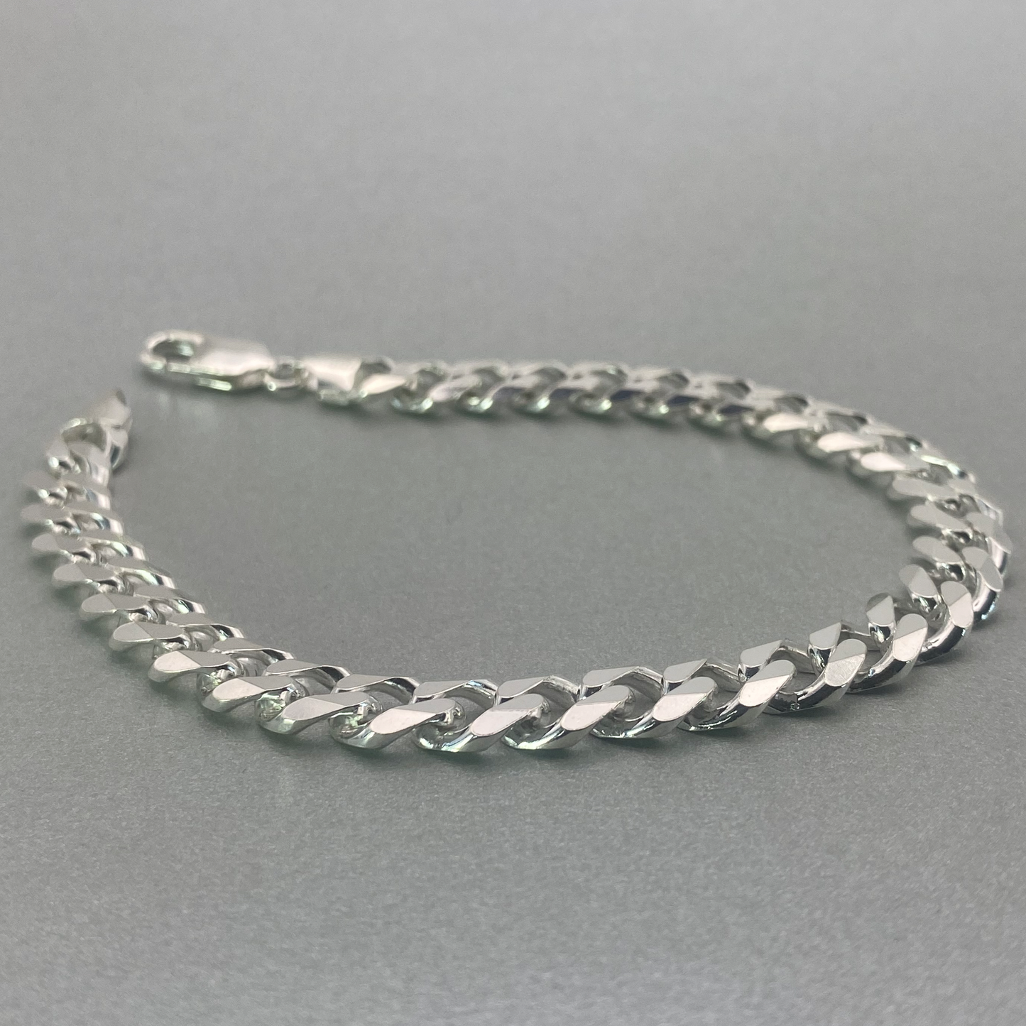 Silver 23cm Curb Link Bracelet 8mm wide